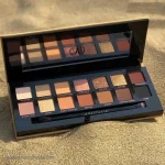 پالت سایه 14 رنگ آناستازیا مدل Anastasia Soft Glam