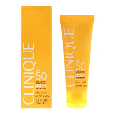 ضد آفتاب سولار اسمارت کلینیک مدل Clinique Solar Smart SPF50