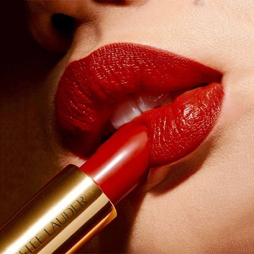 ترفندهای ماندگاری رژلب: از انتخاب رنگ تا تکنیک زدن 3 ترفندهای ماندگاری رژلب: از انتخاب رنگ تا تکنیک زدن