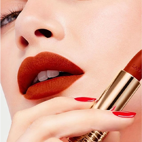 ترفندهای ماندگاری رژلب: از انتخاب رنگ تا تکنیک زدن 4 ترفندهای ماندگاری رژلب: از انتخاب رنگ تا تکنیک زدن